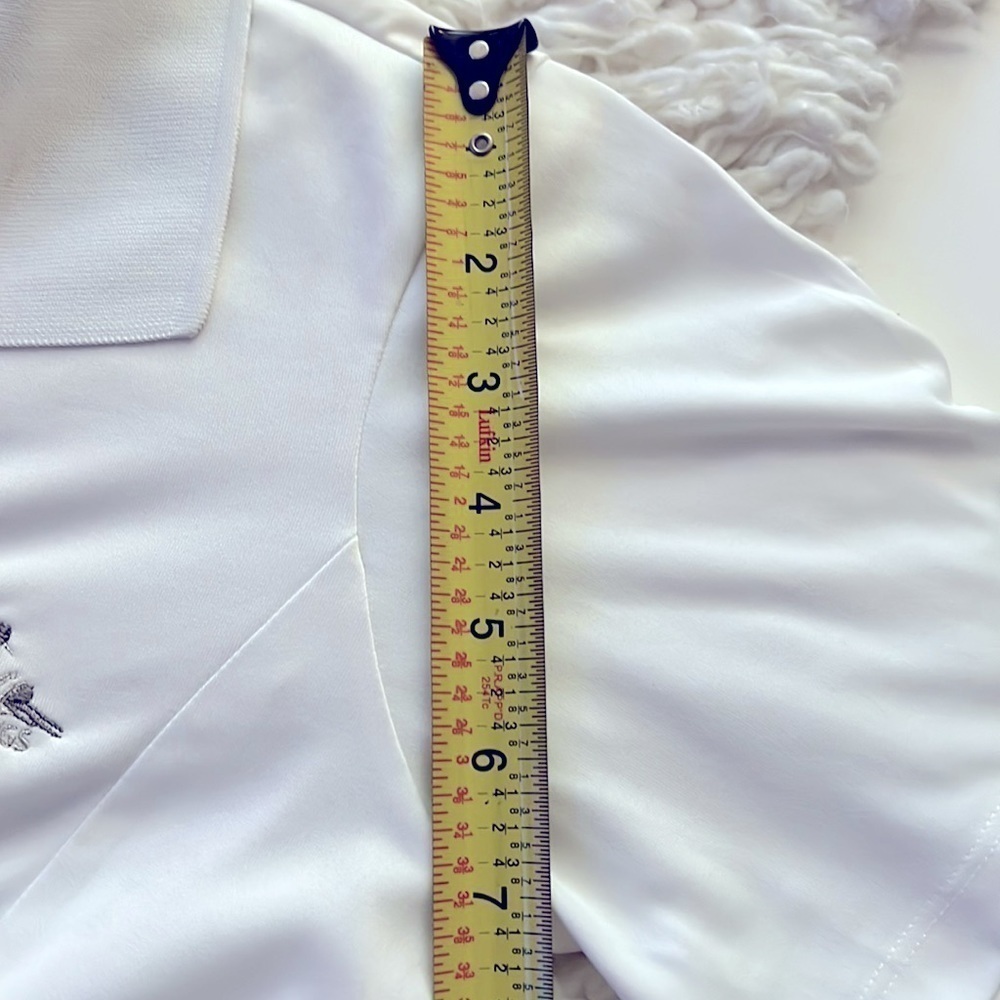 Ladies EP Tour Tech White button-down Golf Polo! Classic!ποΈββοΈβ³οΈ - Picture 8 of 8
